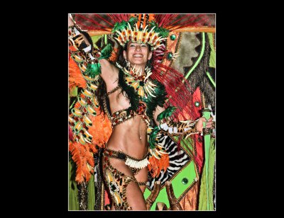 Mulher durante o desfile (6), SA£o Clemente